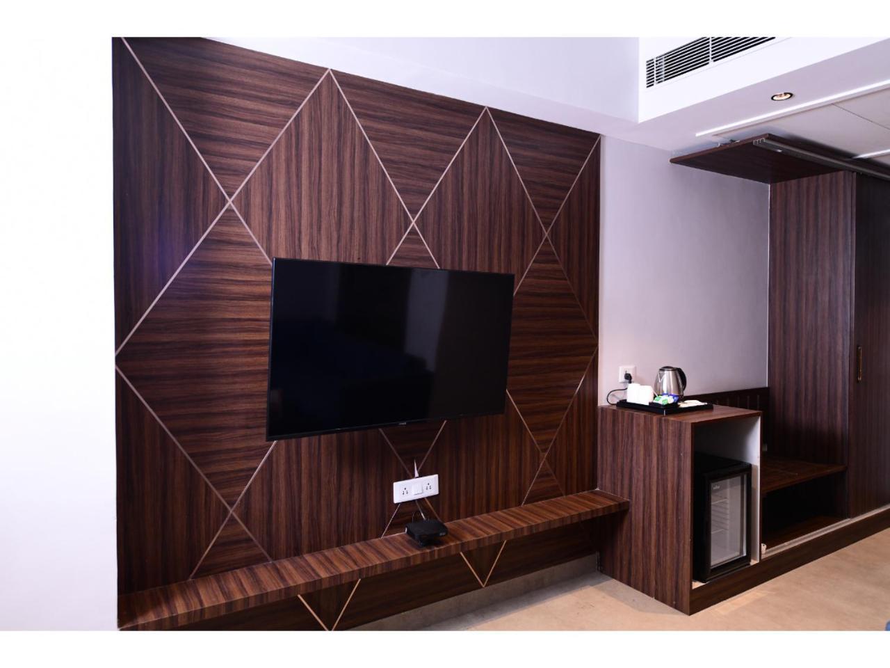 Belvedere Suites Большая Нойда Экстерьер фото